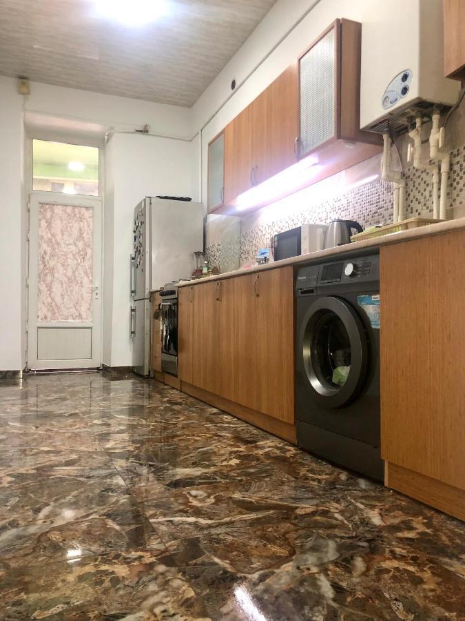 Karson Guest House And Tours Erevan Esterno foto